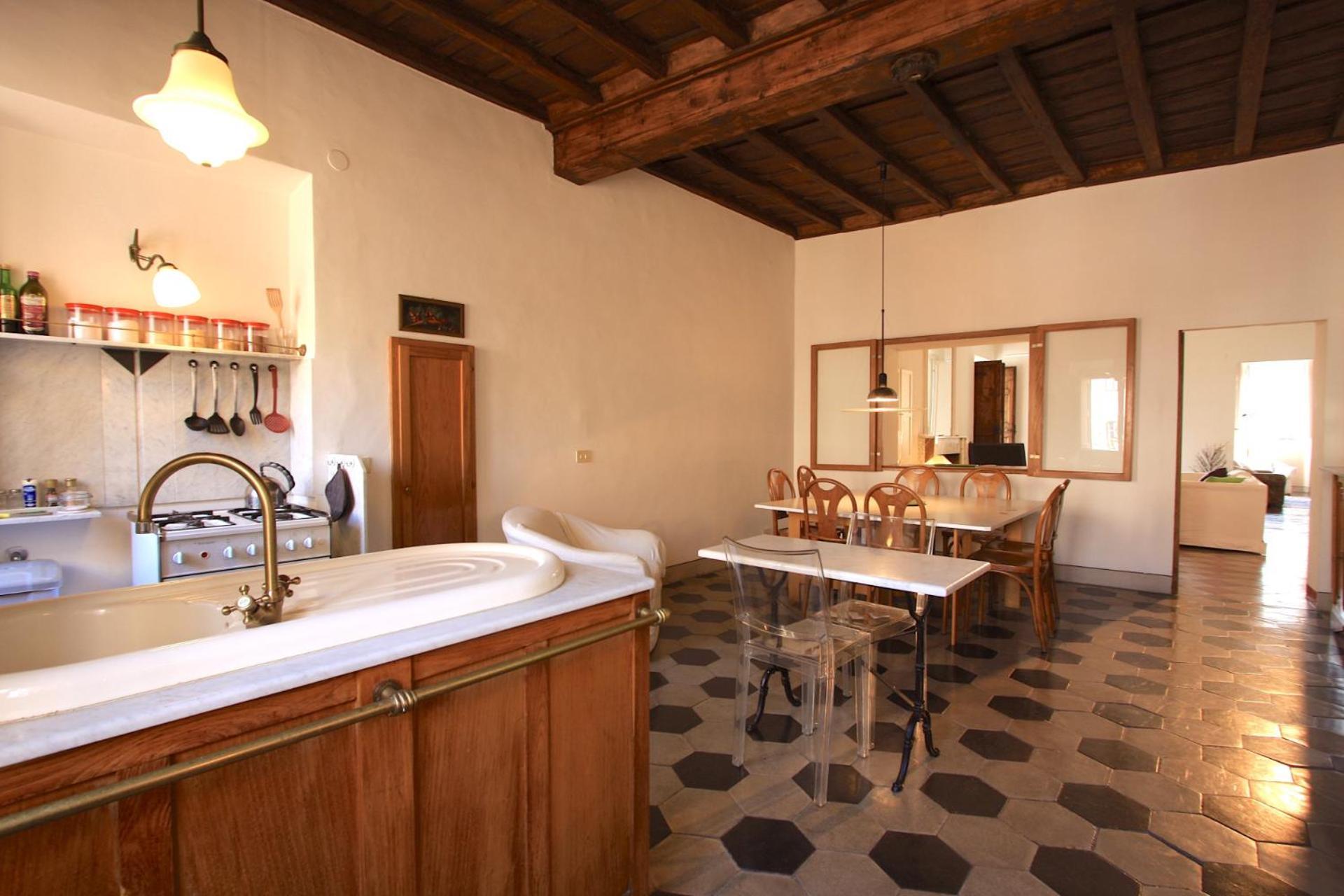 Navona Large 1br House Apartment *