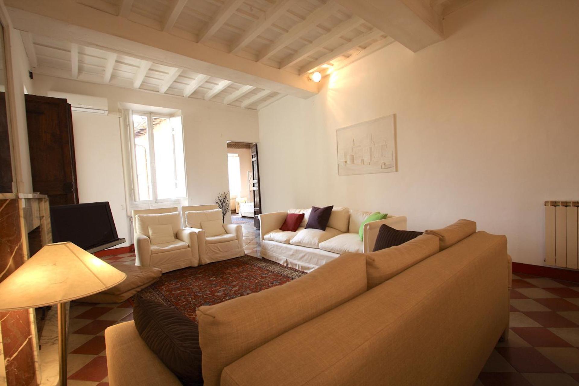 Navona Large 1br House Rom
