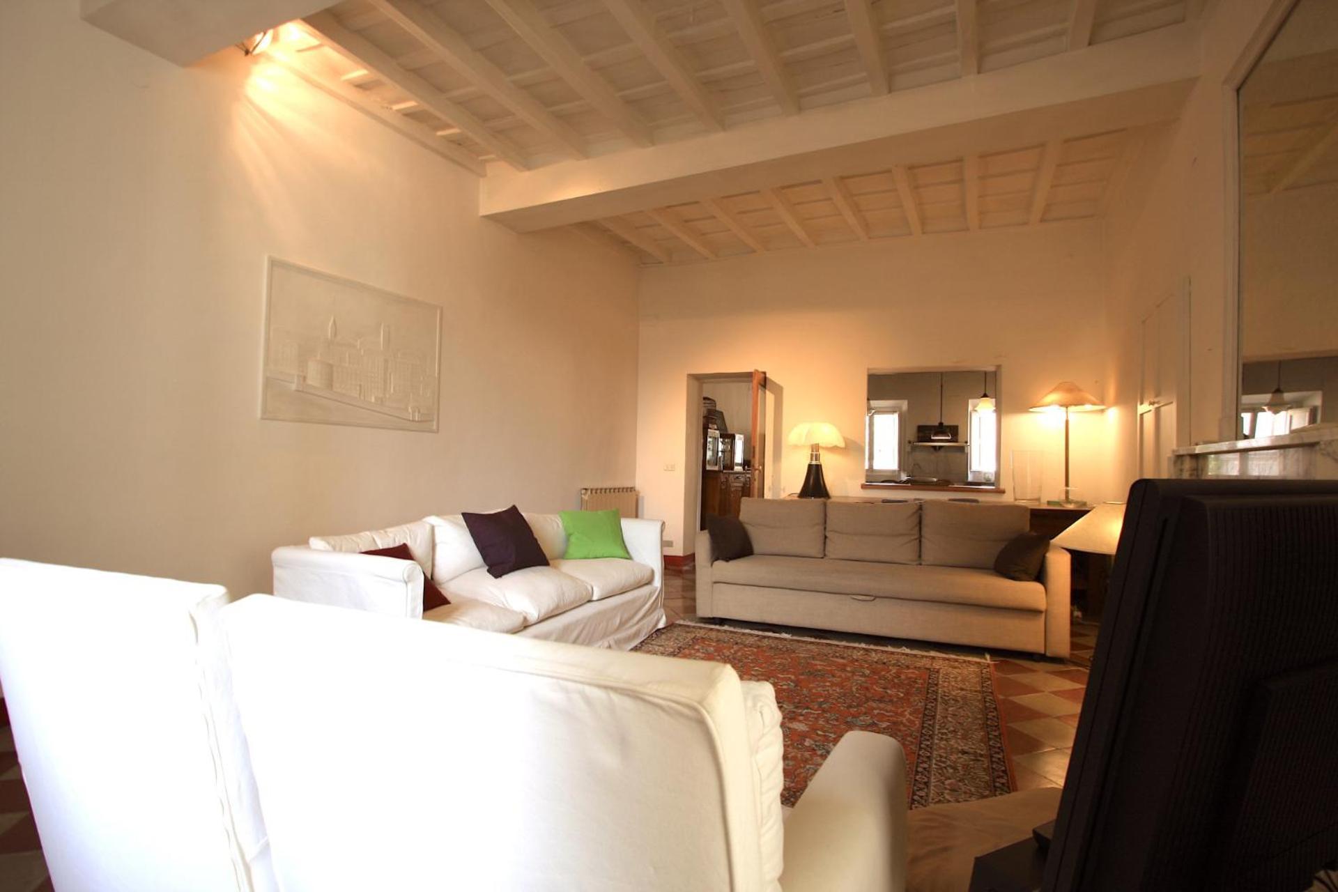 Navona Large 1br House Apartment Rom