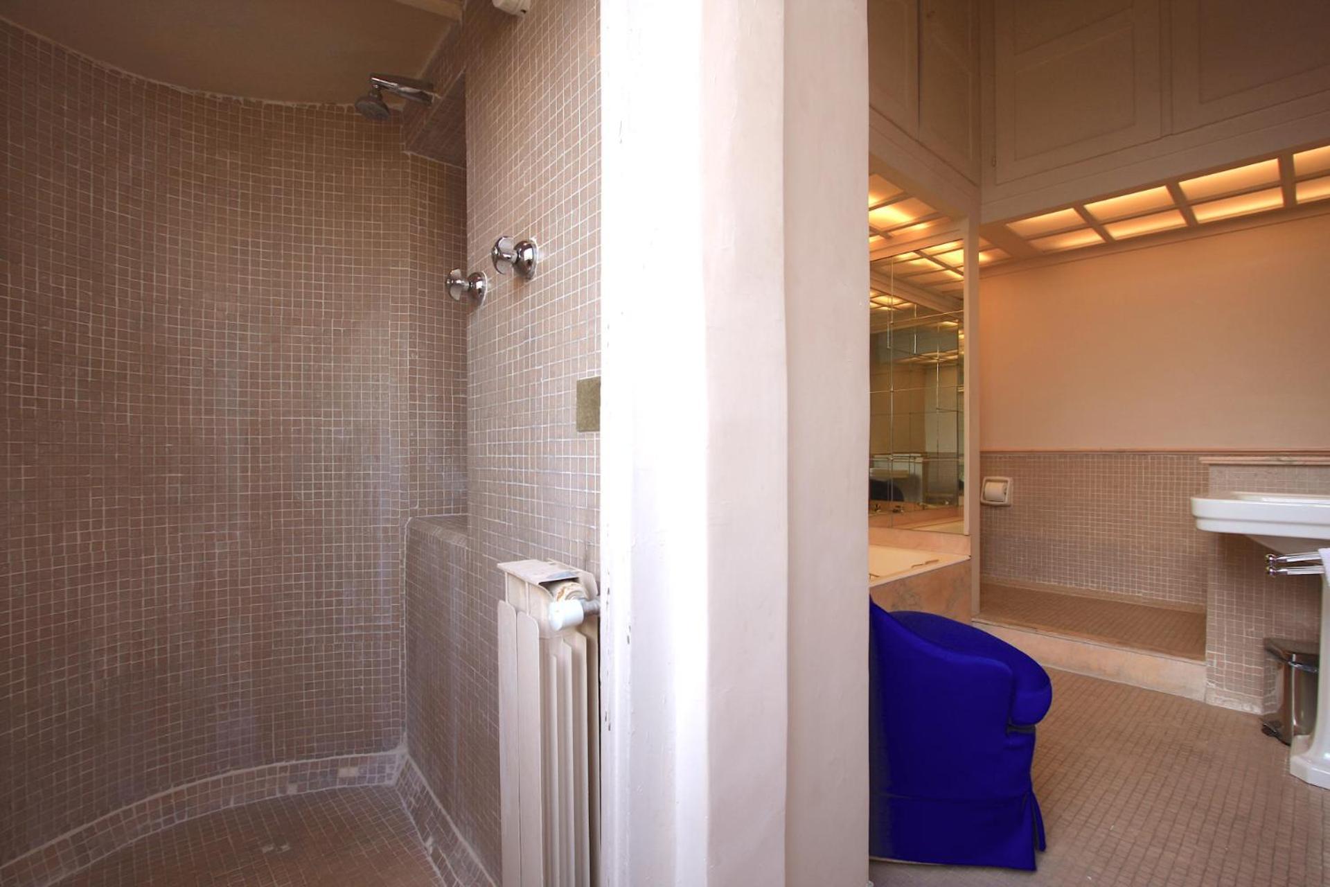 Navona Large 1br House Rom