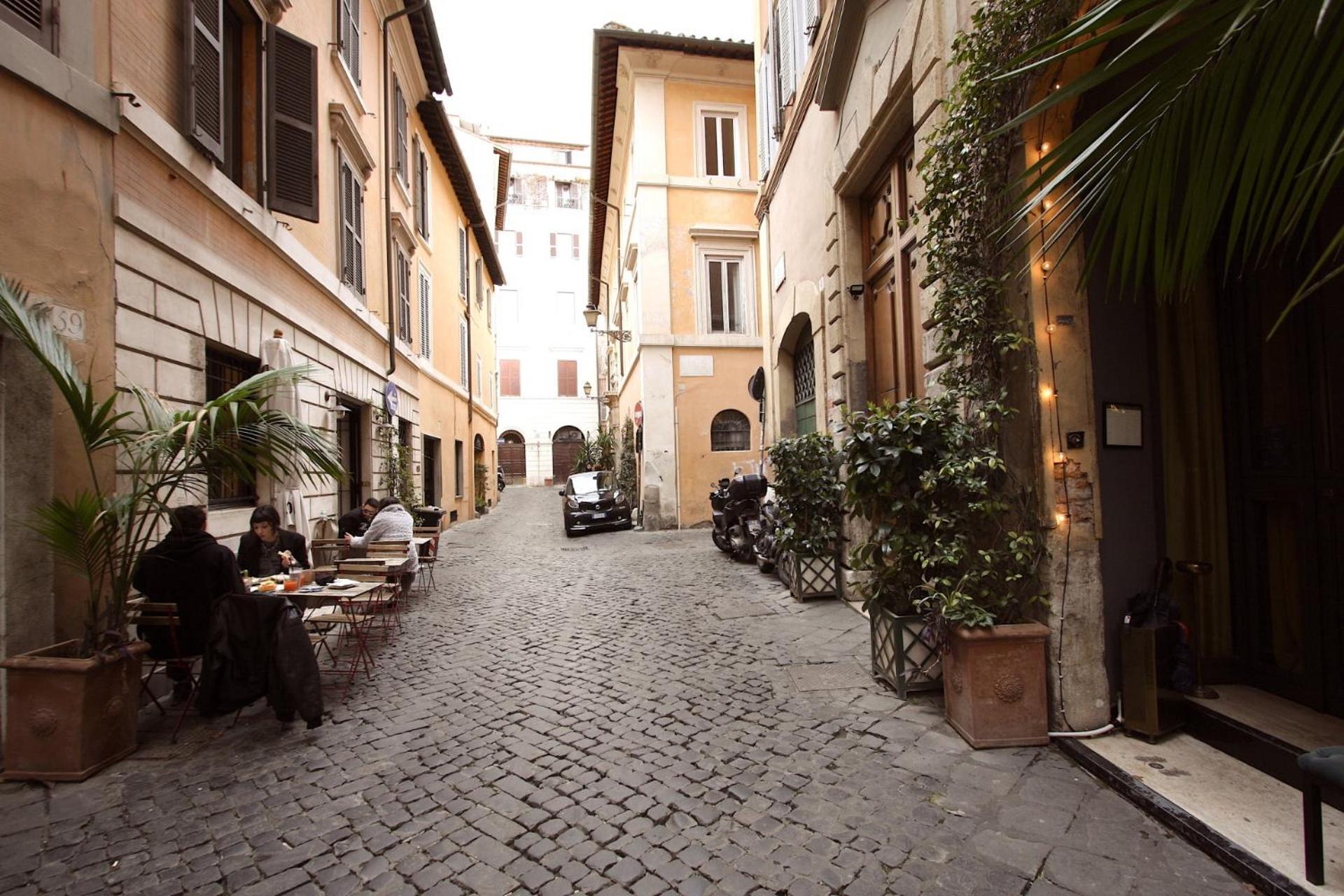 Navona Large 1br House * Rom